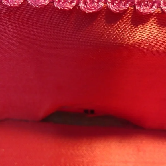 Vintage Personal Sewing Box - Picture 5 of 9